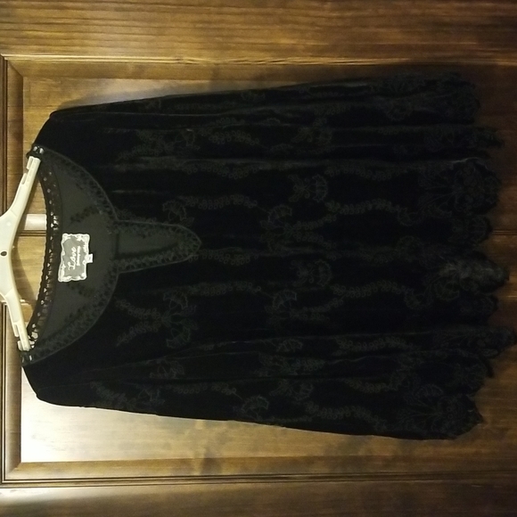 Johnny Was Tops - Johnny Was black velvet top "Oriana'